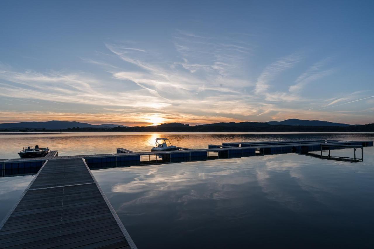 Unique Lipno Apartment Černá v Pošumaví Exterior foto